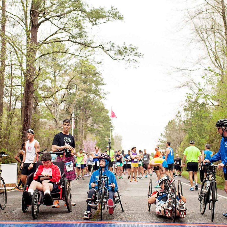 Dismal Swamp Stomp Racers at the Start Line | Chesapeake Economic Development | Photography by Angela Douglas Photography and Chesapeake Convention & Visitors Bureau